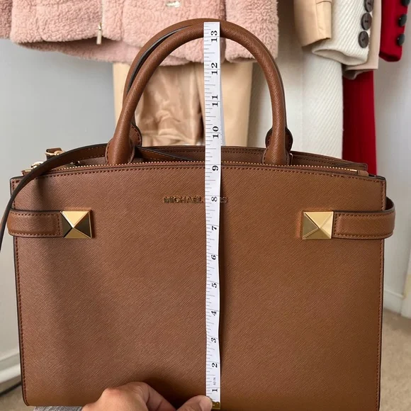 Michael Kors Medium Satchel Cognac - Picture 6 of 8